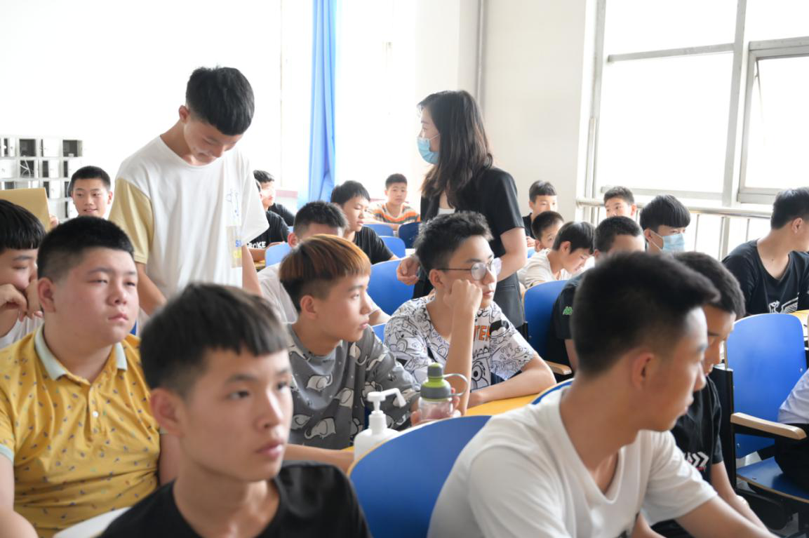 教学及管理方式